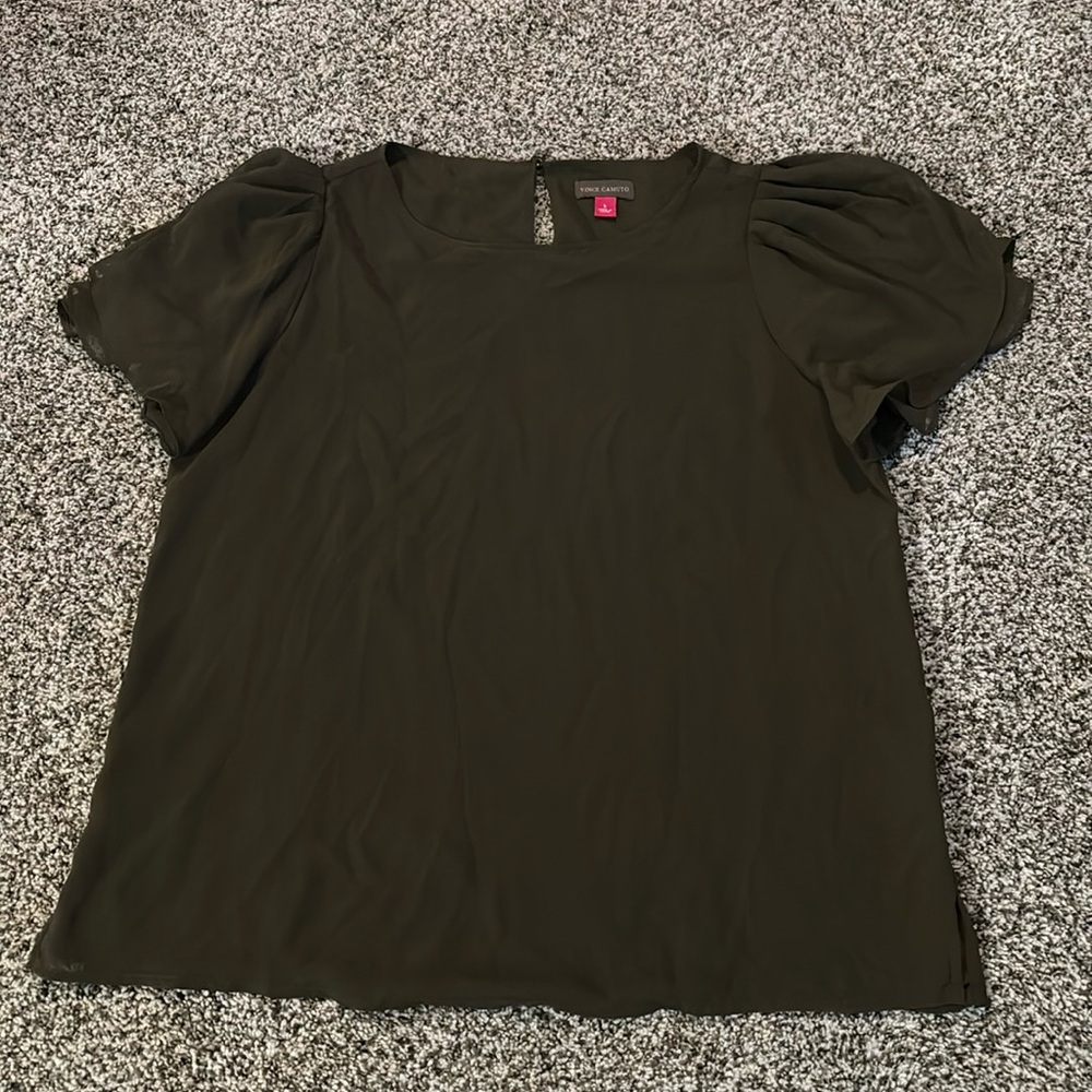 NWOT- Vince Camuto Tulip Sleeve Chiffon Top